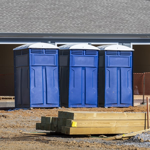 how can i report damages or issues with the portable toilets during my rental period in Welch TX